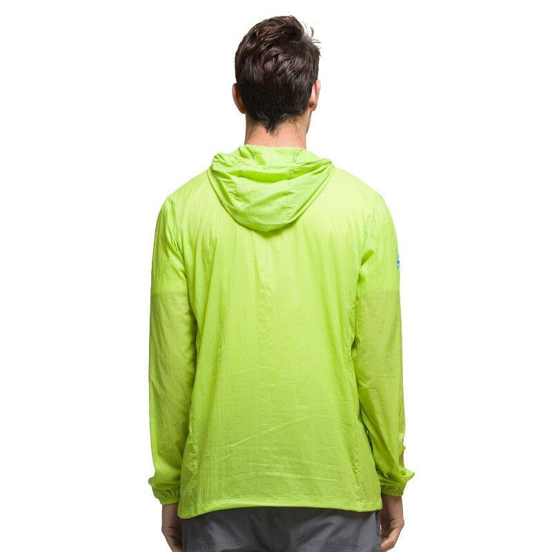 原油涨价影响服装产业:防晒衣、速干衣承压明显摇粒绒等品类相对影响较小(图1)